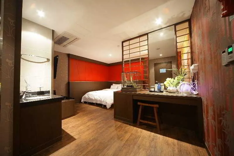 La Nuit Hotel Seoul 3*,