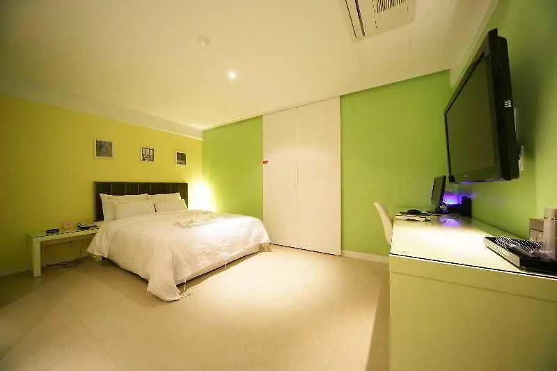 La Nuit Hotel Seoul 3*,  South Korea