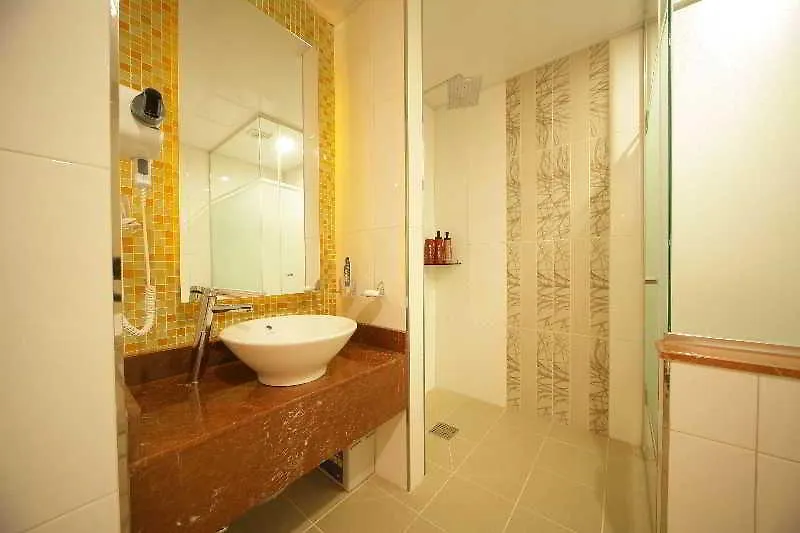 La Nuit Hotel Seoul 3*,  South Korea